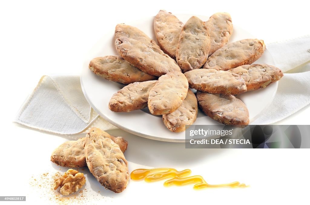 Mostaccioli, biscuits...