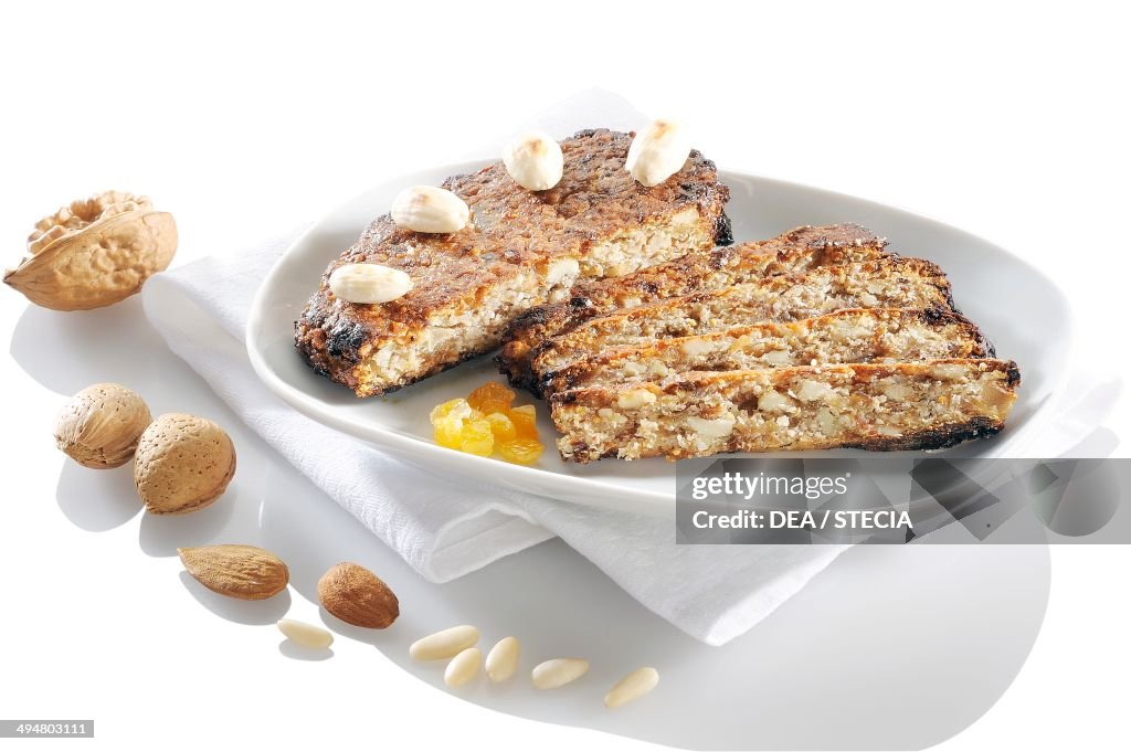 Zelten, bread with candied fruits and nuts