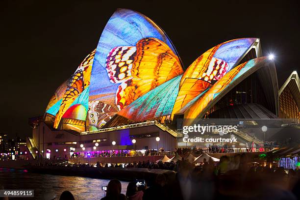 opera bar and opera house during vivid sydney - vivid sydney stock pictures, royalty-free photos & images