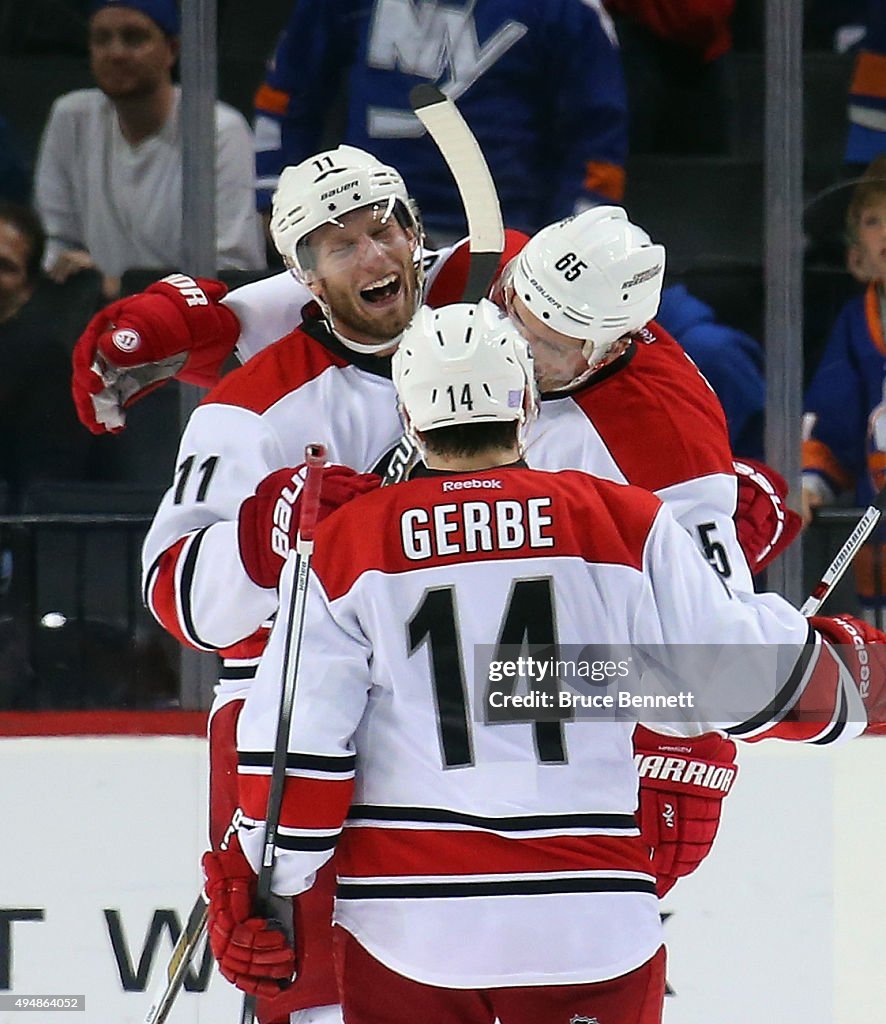 Carolina Hurricanes v New York Islanders