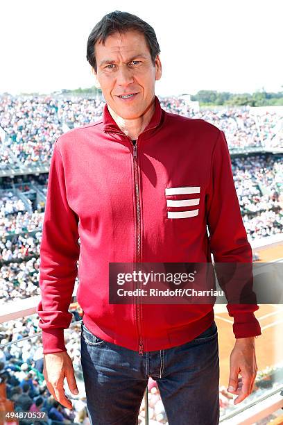 Roma coach, he has extended his contract until 2017, Rudi Garcia poses at France Television french chanels studio whyle the Roland Garros French...