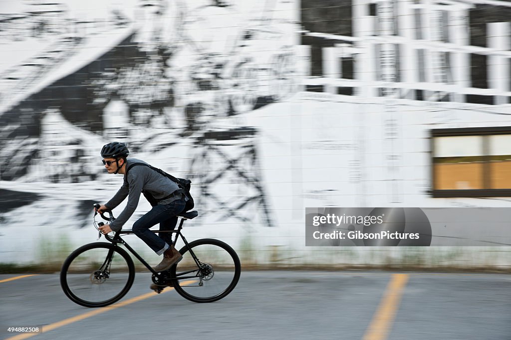 Coursier à vélo