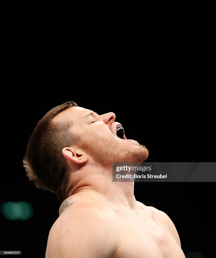UFC Berlin: Mousasi v Munoz - Match 9: C.B. Dollaway v Francis Carmont