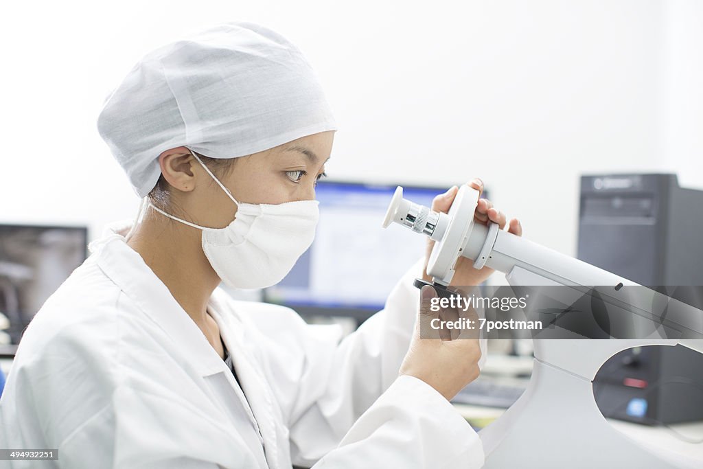 Técnico de laboratório no trabalho