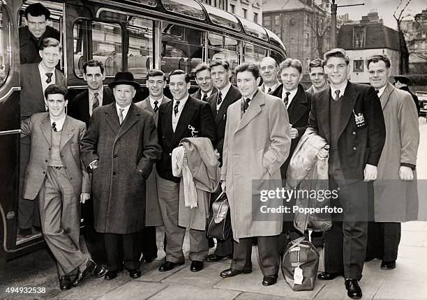 The England Under-23 football team and officials in London, circa 1955. Left to right: Thompson , Les Shannon, Harry Hooper, Clarke, J Richards ,...