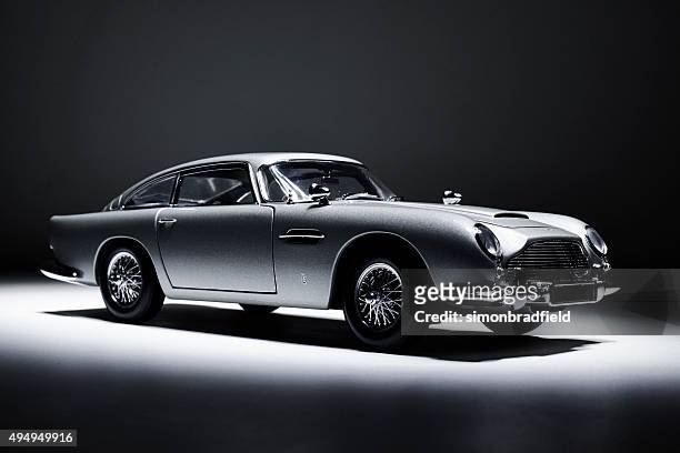 aston martin b5 model low key - james bond fictional character stock pictures, royalty-free photos & images