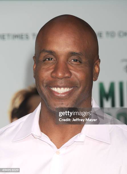 Former MLB baseball player Barry Bonds arrives at the Los Angeles premiere of 'Million Dollar Arm' at the El Capitan Theatre on May 6, 2014 in...
