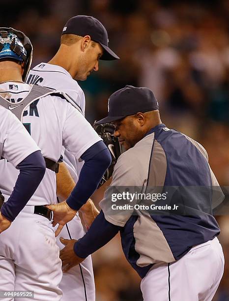 Starting pitcher Chris Young of the Seattle Mariners is removed from the game by manager Lloyd McClendon in the seventh inning against the Detroit...