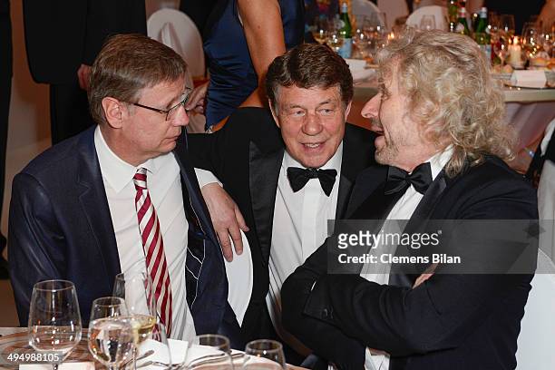 Guenter Jauch , Otto Rehhagel and Thomas Gottschalk attend the Rosenball 2014 on May 31, 2014 in Berlin, Germany.