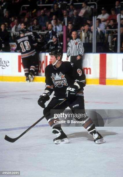 Tom Chorske of the Washington Capitals skates on the ice during an NHL game against the New York Rangers on March 15, 1999 at the Madison Square...