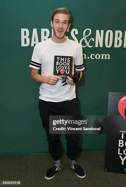 Comedian PewDiePie signs his new book "This Book Loves You" at Barnes & Noble at The Grove on October 30, 2015 in Los Angeles, California.