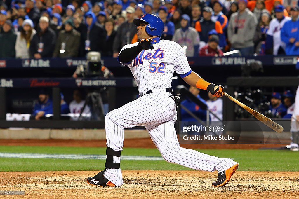 World Series - Kansas City Royals v New York Mets - Game Three