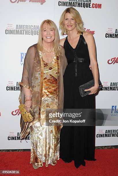 Diane Ladd and daughter Laura Dern arrive at the 29th American Cinematheque Award Honoring Reese Witherspoon at the Hyatt Regency Century Plaza on...