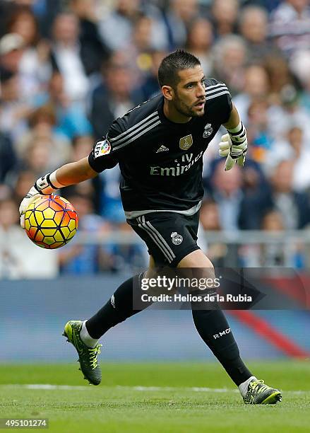 Goalkeeper Kiko Casilla of Real Madrid in action during the La Liga match between Celta de Vigo and Real Madrid CF at Estadio Balaidos on October 24,...