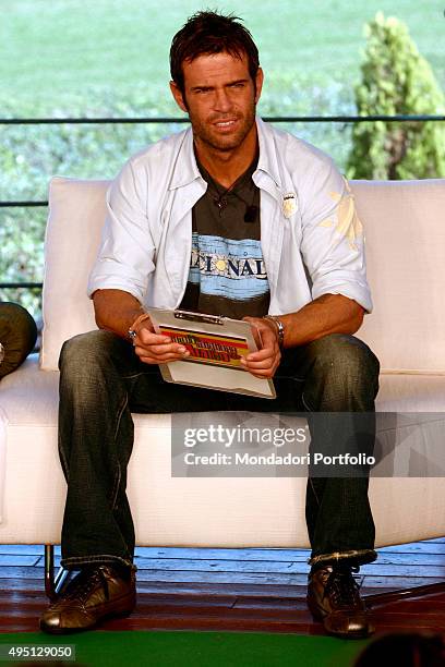 Italian Tv and Radio presenter Ascanio Pacelli sitting with a folder during the show 'Il mio migliore amico', broadcasted by Retequattro. Rome ,...