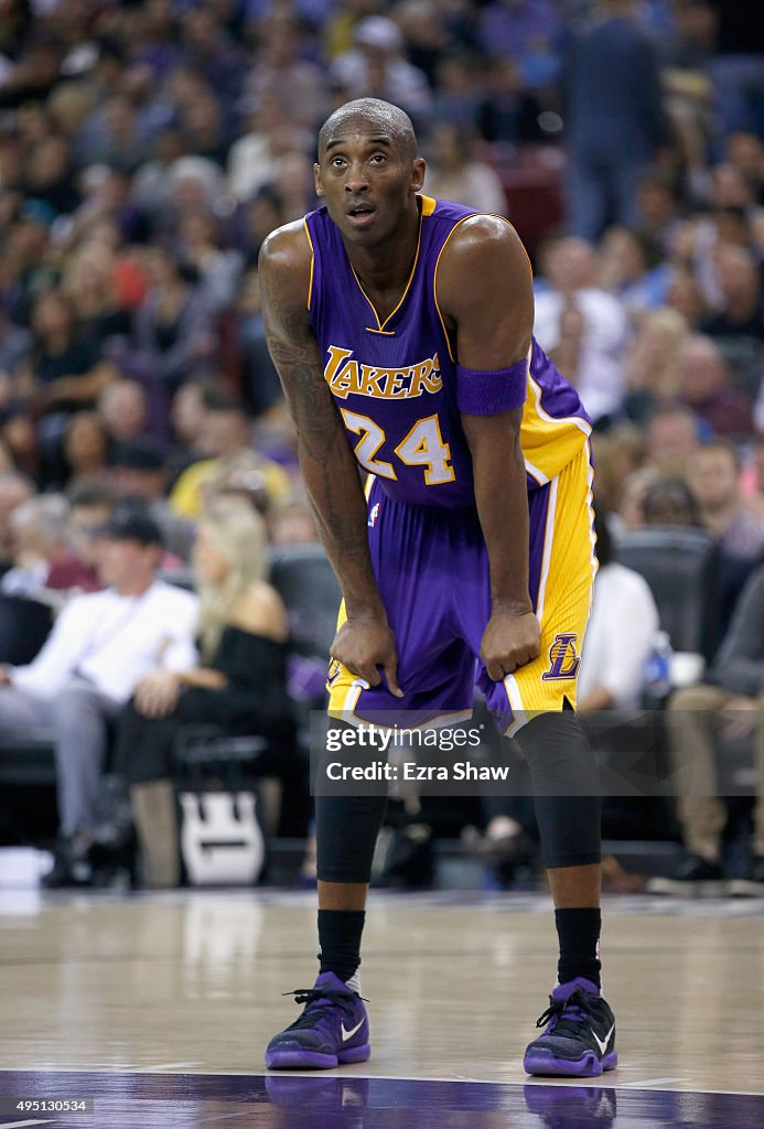 Los Angeles Lakers v Sacramento Kings