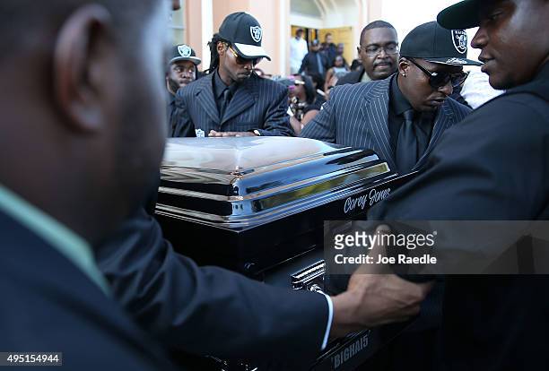 Pallbearers carry the casket of Corey Jones during his funeral at the Payne Chapel AME church on October 31, 2015 in West Palm Beach, Florida. The 31...