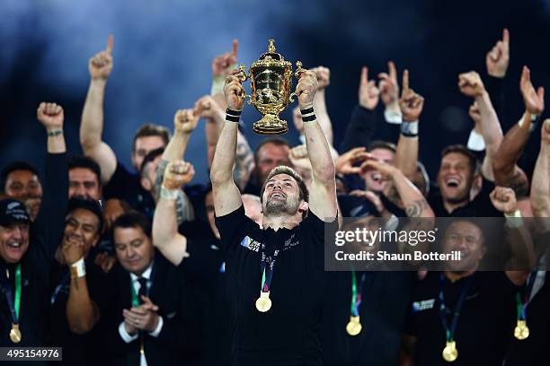 Richie McCaw of New Zealand lifts the Webb Ellis Cup following the 2015 Rugby World Cup Final match between New Zealand and Australia at Twickenham...