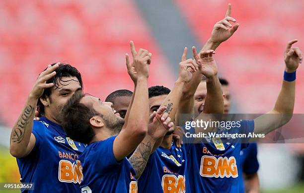 Players of Cruzeiro celebrates a scored goal against Flamengo during a match between Cruzeiro and Flamengo as part of Brasileirao Series A 2014 at...