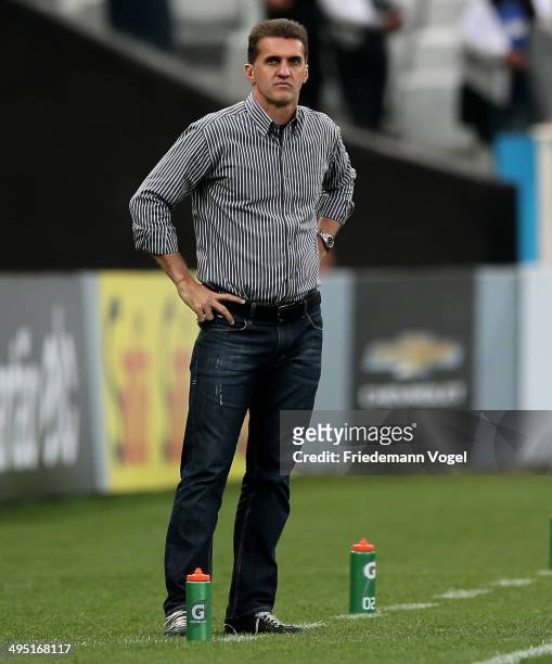 Head coach Vagner Carmo Mancini of Botafogo gives advise during the match between Corinthians and Botafogo for the Brazilian Series A 2014 at Arena...