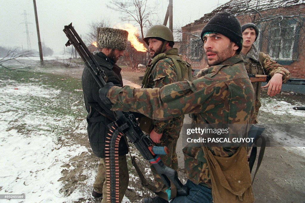 TOPSHOT-CHECHNYA-FIGHTERS