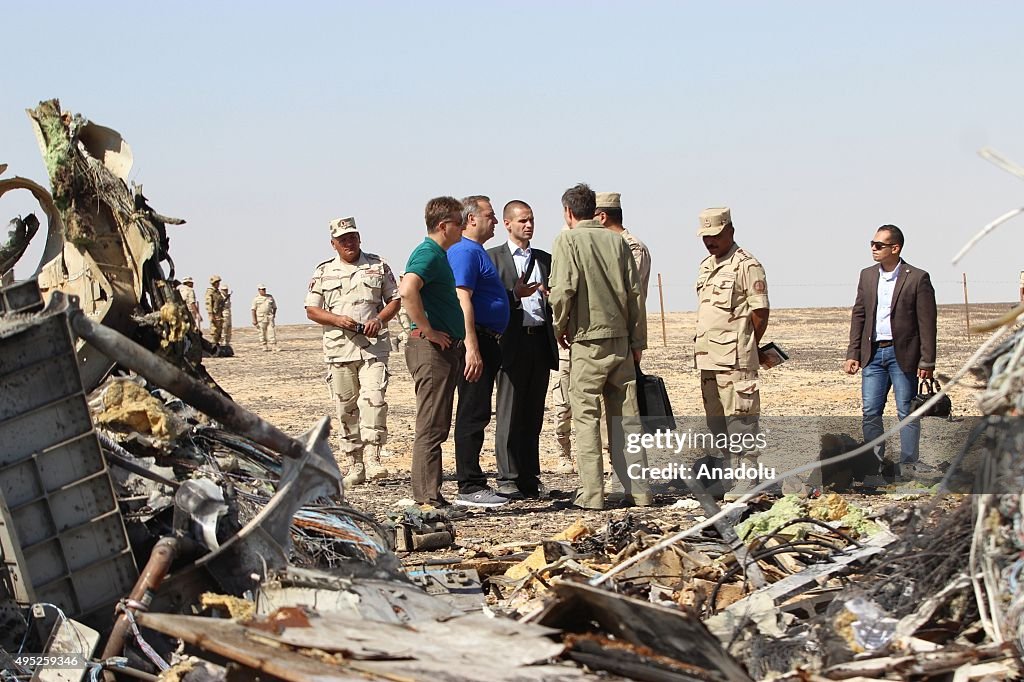 Russian Minister at Russian airliner's crash site in Egypt