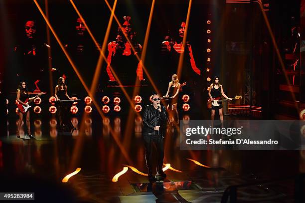 Luca Carboni attends 'Che Tempo Che Fa' Tv Show on November 1, 2015 in Milan, Italy.