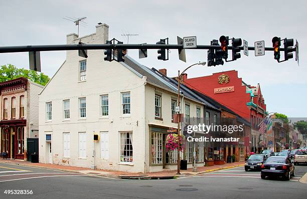 historic town of leesburg, virginia - leesburg stock pictures, royalty-free photos & images