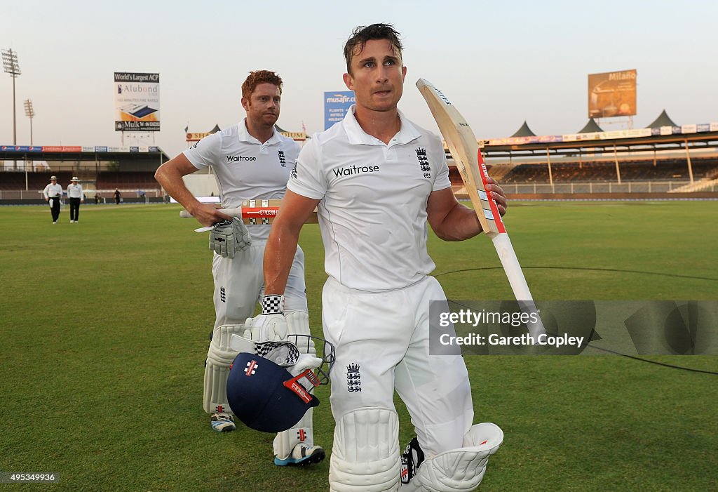 Pakistan v England - 3rd Test: Day Two