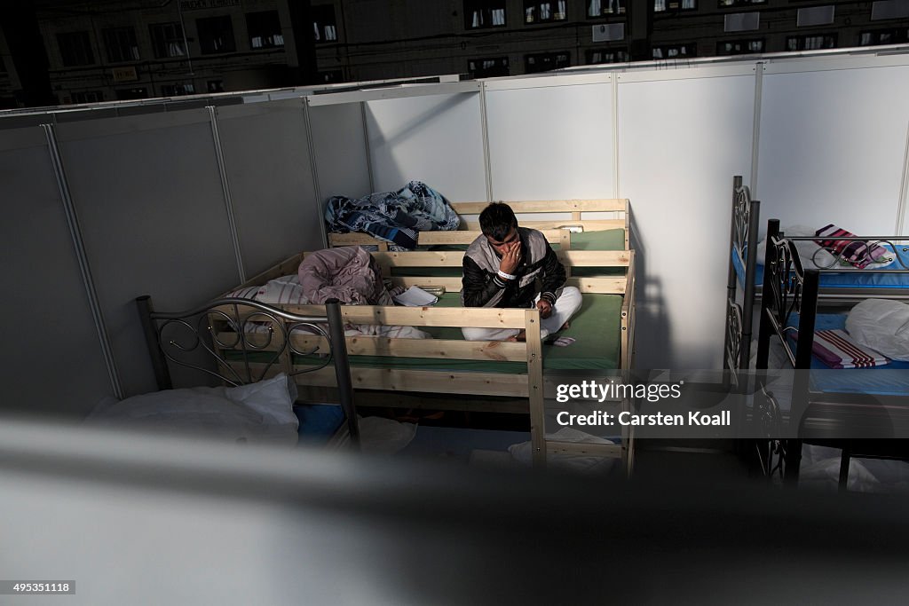 Tempelhof Airport Expands Its Migrants Shelter