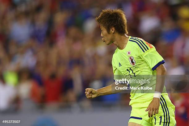 Yoichiro Kakitani of Japan celebrates scoring a goal during the International Friendly Match between Japan and Costa Rica at Raymond James Stadium on...