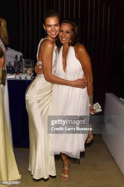 Designer Donna Karan and model Karlie Kloss attend the 2014 CFDA fashion awards at Alice Tully Hall, Lincoln Center on June 2, 2014 in New York City.