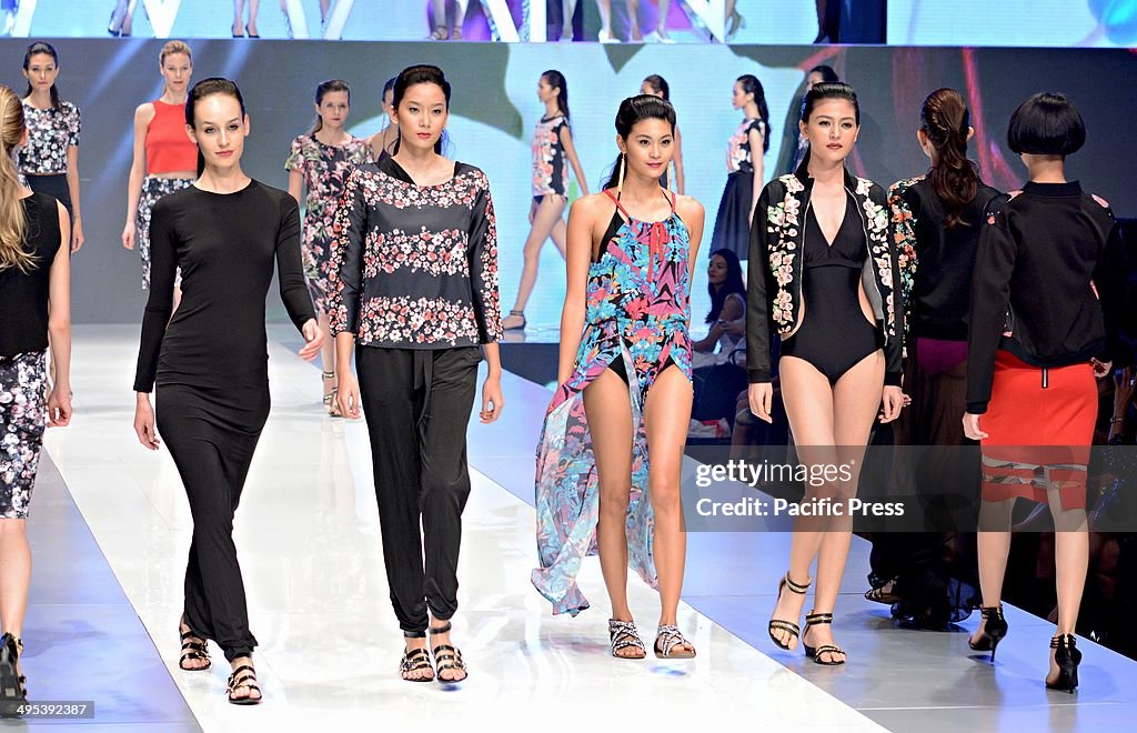 SM Ladies fashion opens the Philippine Fashion Week as tall...