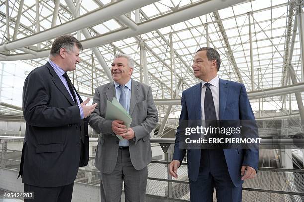 French airport operator Aeroports de Paris CEO Augustin de Romanet , French junior minister for Transport, Maritime and Fishery, Frederic Cuvillier...