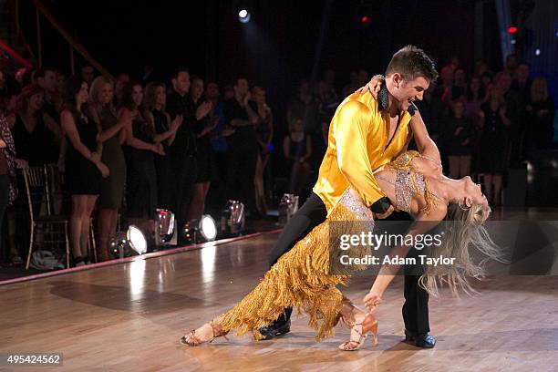 Episode 2108" - The "Dancing with the Stars" celebrities paid tribute to influential figures in their lives on MONDAY, NOVEMBER 2 . The dance styles...