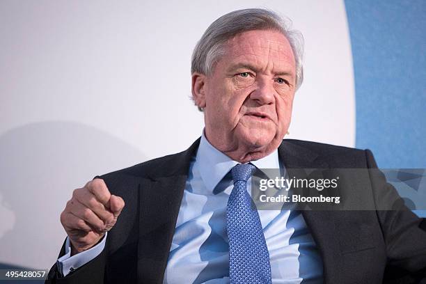 Michael Rake British Michael Rake Photos and Premium High Res Pictures - Getty Images