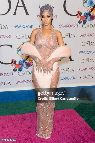 398 Rihanna Cfda Photos & High Res Pictures - Getty Images