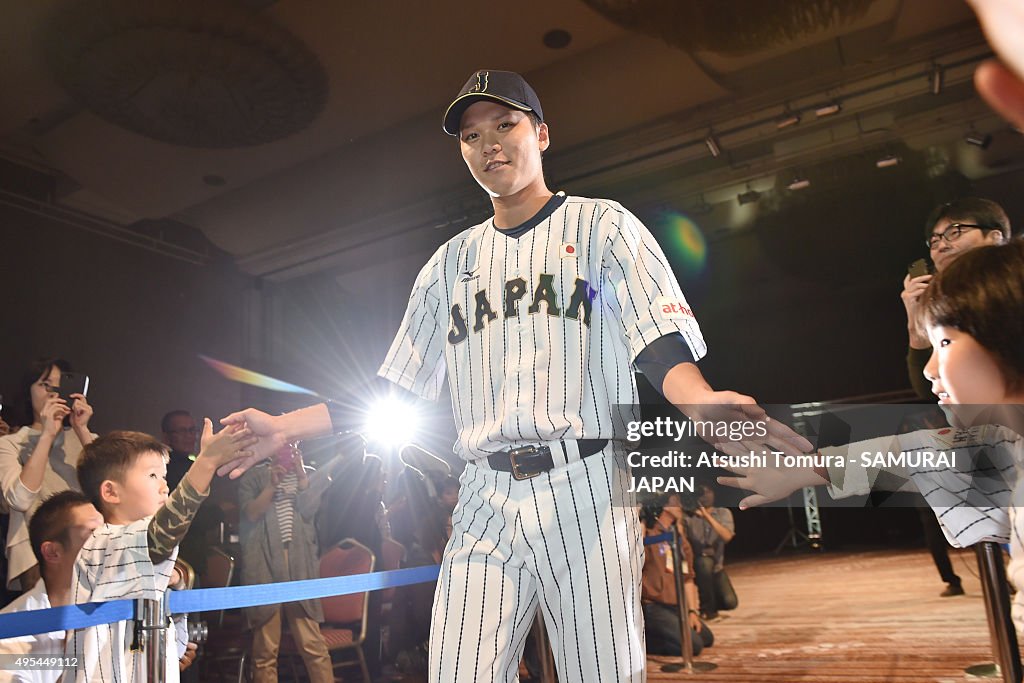 Samurai Japan Training Session & Team Meeting