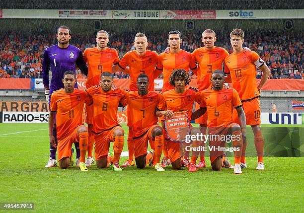 Boven Goalkeeper Warner Hahn of Jong Oranje, Luc Castaignos of Jong Oranje, Mike te Wierik of Jong Oranje, Karim Rekik of Jong Oranje, Sven van Beek...