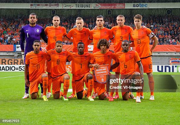 Boven Goalkeeper Warner Hahn of Jong Oranje, Luc Castaignos of Jong Oranje, Mike te Wierik of Jong Oranje, Karim Rekik of Jong Oranje, Sven van Beek...