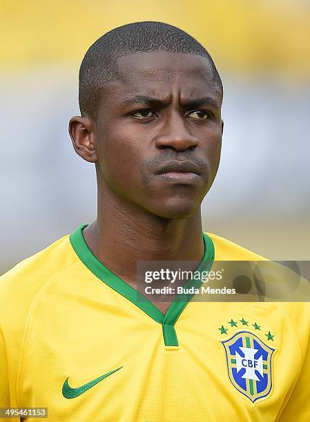Ramires of Brazil looks on during the International Friendly Match between Brazil and Panama at Serra Dourada Stadium on June 03, 2014 in Goiania,...