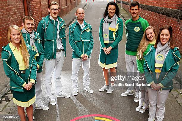 Brooke Stratton, Grant Nel, Mack Horton, Steve Moneghetti, Bianca Chatfield, Jeff Riseley, Sarah Cardwell and Belinda Hocking pose during the 2014...