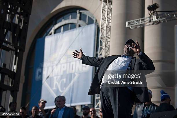 Kansas City Mayor Sly James gives a speech to the crowd during the Kansas City Royals World Series parade celebration in downtown Kansas City on...