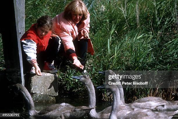 Dorthe Kollo, Tochter Jil Klinkert in Wassersleben am , Deutschland.