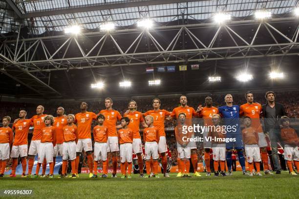 Wesley Sneijder of Holland, Arjen Robben of Holland, Nigel de Jong of Holland, Leroy Fer of Holland, Ron Vlaar of Holland, Daley Blind of Holland,...