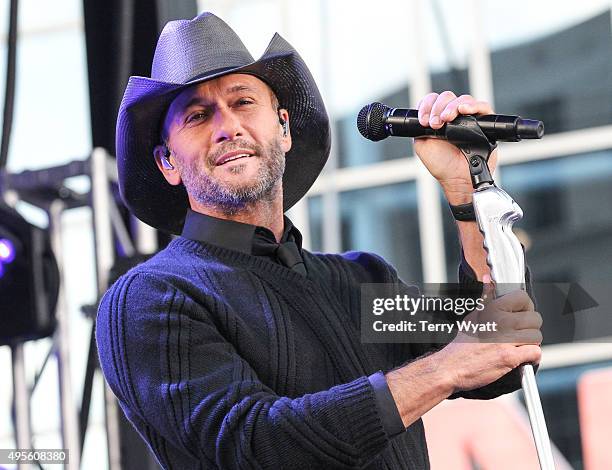 Singer Tim McGraw Performs On ABC's "Good Morning America"on November 4, 2015 in Nashville, Tennessee.