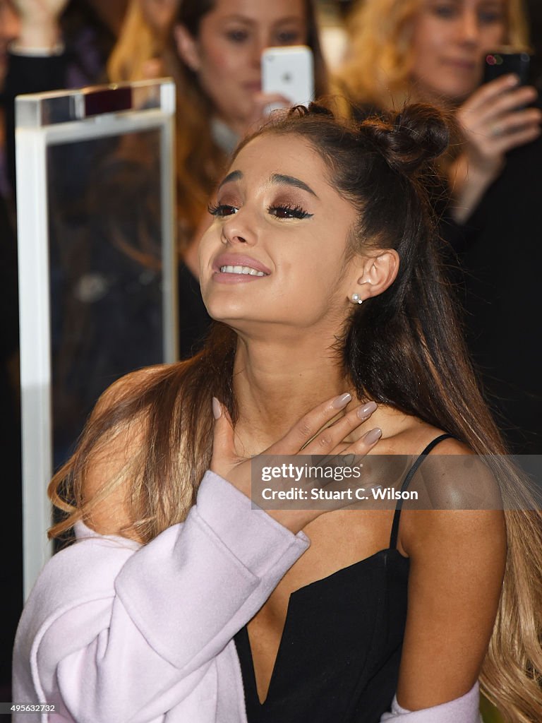 Ariana Grande - Meet-And-Greet