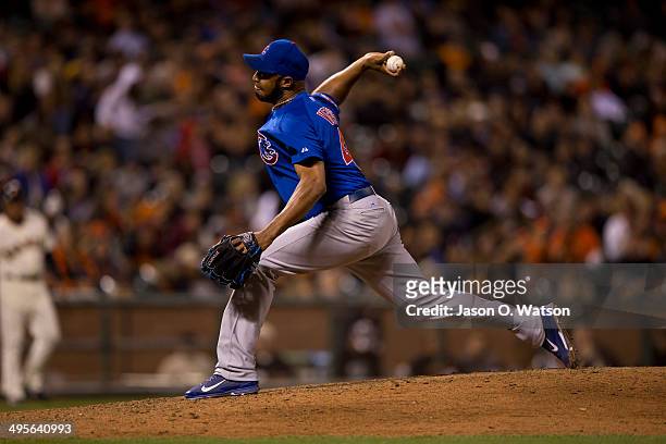Jose Veras of the Chicago Cubs pitches against the San Francisco Giants during the eighth inning at AT&T Park on May 27, 2014 in San Francisco,...