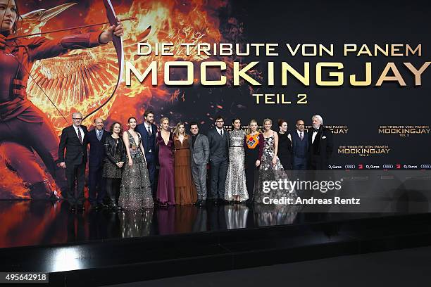 Producers John Kilik, Nina Jacobson, actors Jena Malone, Liam Hemsworth, Jennifer Lawrence, Josh Hutcherson, director Francis Lawrence, actors Willow...