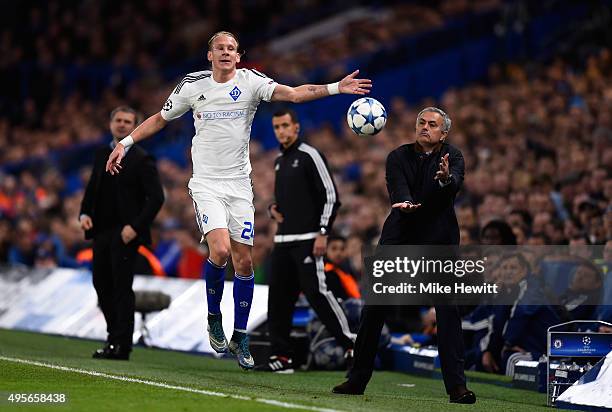 Domagoj Vida of Dynamo Kyiv leaps to gather the ball ahead of Jose Mourinho the manager of Chelsea during the UEFA Champions League Group G match...